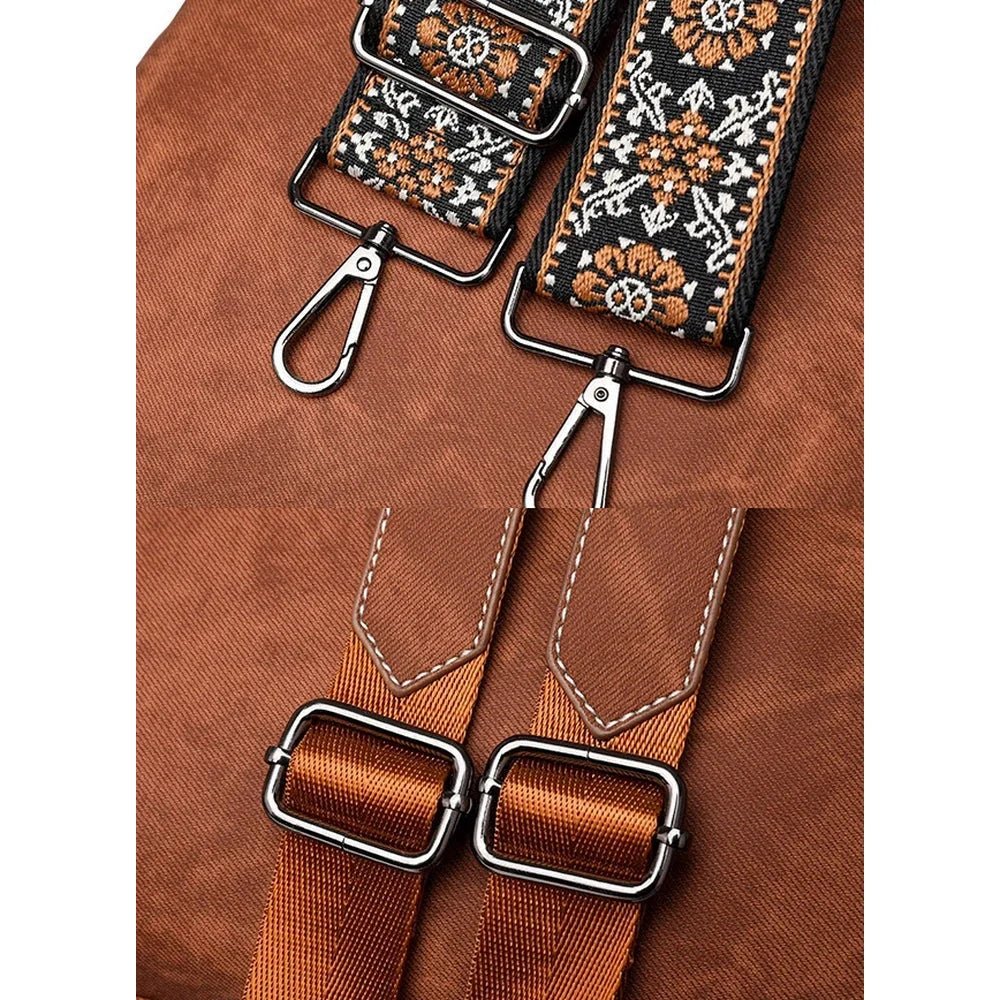 Sangles de sac en cuir marron avec broderie décorative et ferrures en métal
