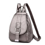 Sac à dos femme en cuir tendance en gris métallique avec boucle de fermeture