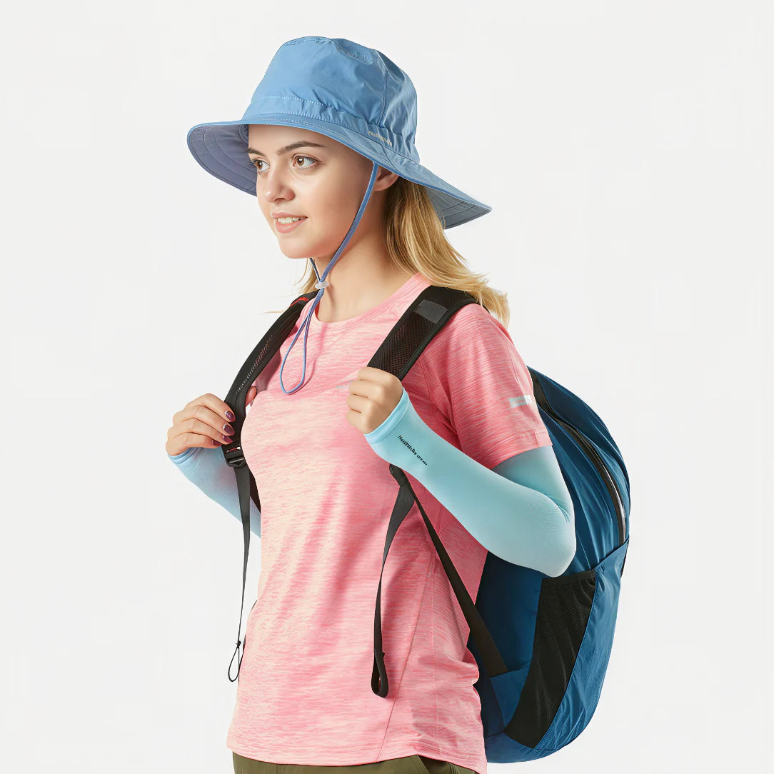 Chapeau seau en tissu bleu clair léger avec sangle menton ajustable