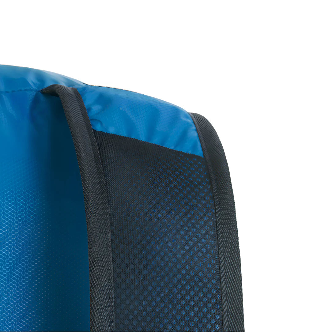 Petit sac à dos imperméable bleu et noir en mesh avec bretelles renforcées
