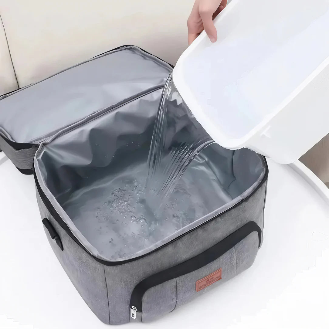 Sac à bandoulière isotherme 15L avec compartiments, rempli d’eau et doublure étanche