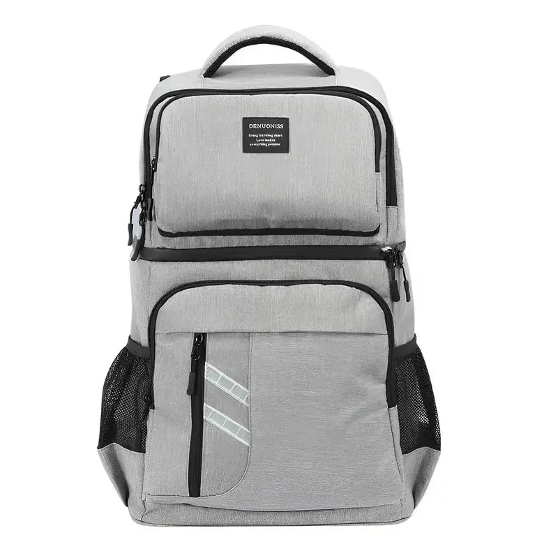 Sac à dos en tissu gris clair avec compartiments zippés et poches en mesh
