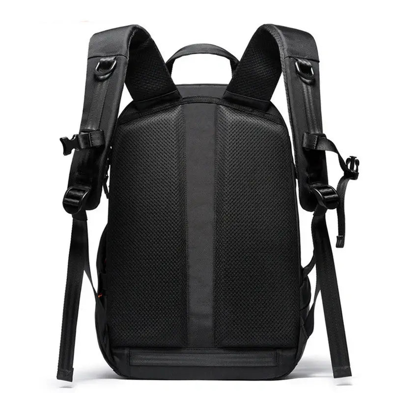 Sac à dos 3 compartiments noir avec panneau dorsal rembourré et bretelles ajustables