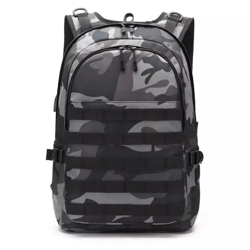 Sac à dos camouflage gris tactique avec plusieurs sangles et compartiments zippés