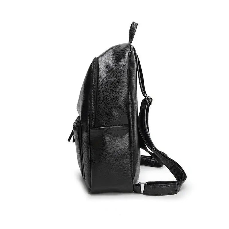Sac à dos cuir femme noir en cuir noir avec texture granuleuse