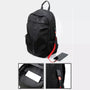 Sac à dos de cours moderne noir avec port USB externe et poche pour banque d’énergie