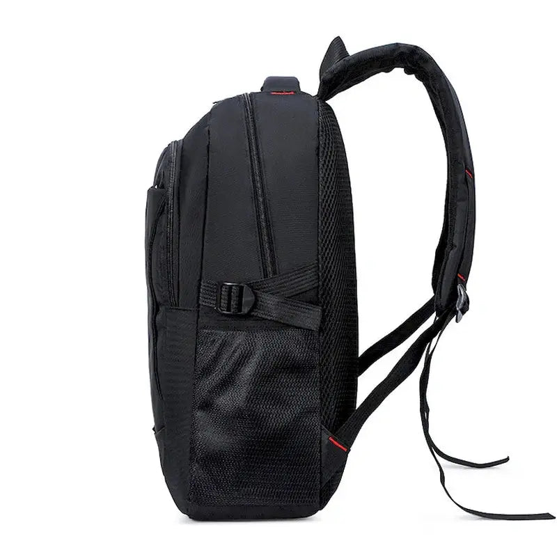 Sac à dos de sport Deren en tissu noir avec bretelles rembourrées et poche latérale en mesh