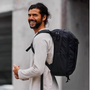 Sac à dos de voyage 26L CBT X noir en nylon avec fermetures et sangles