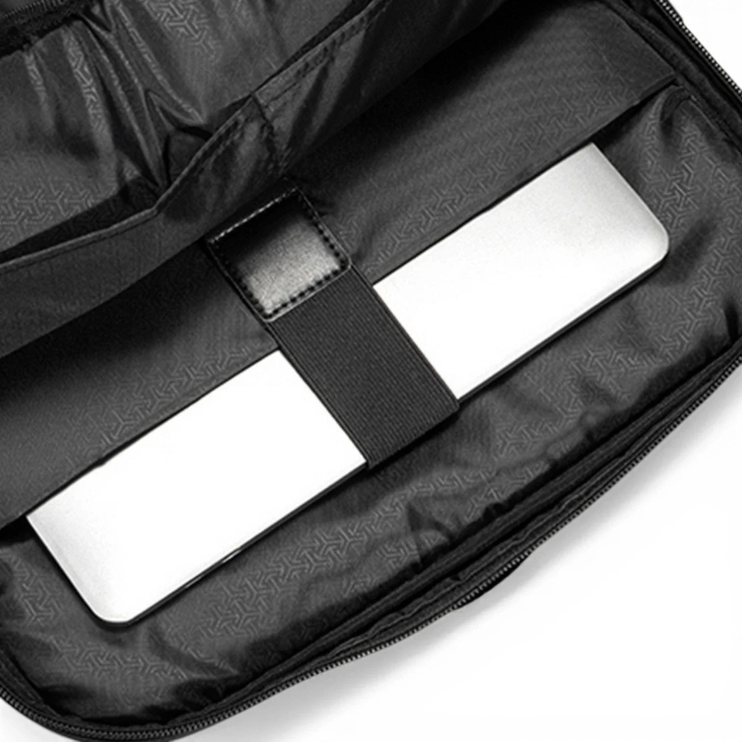 Manche d’ordinateur noire Kings Travel Pack à motif géométrique, rembourrée et sangle élastique