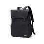 Sac à dos déperlant femme noir avec rabat à boucles et accent métallique