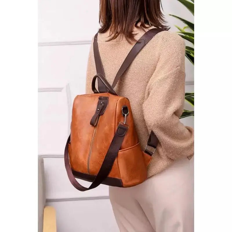 Sac à dos en cuir femme tendance avec cuir marron et bretelles ajustables