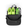 Sac à dos en nylon pliable avec sac de sport noir, chaussures vertes et boisson verte
