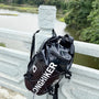 Sac à dos étanche de trail 30L noir waterproof avec branding Onghiker blanc et finition glossy