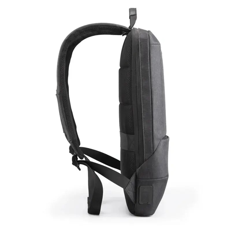 Sac à dos ergonomique noir pour ordinateur avec bretelles rembourrées et profil fin
