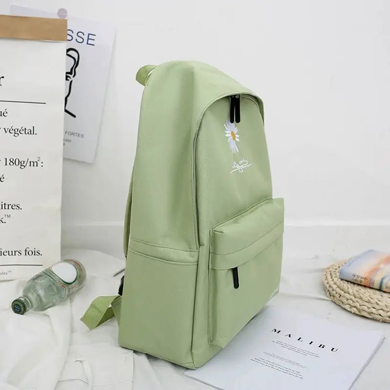 Sac à dos fille 10 ans vert clair avec broderie de marguerite