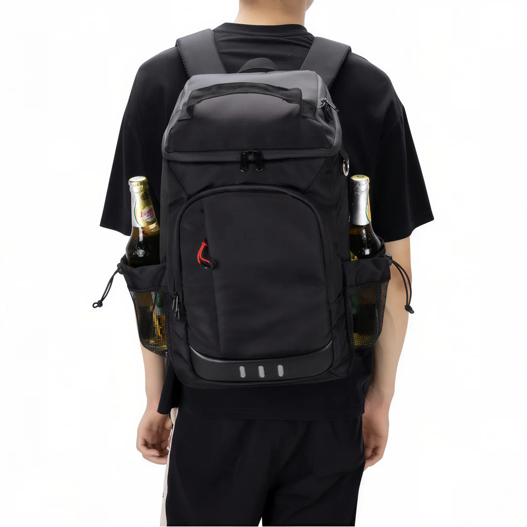 Sac à dos glacière 24L noir avec deux poches latérales contenant des bouteilles