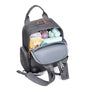 Sac à dos sac à langer gris rempli d’essentiels pour bébé et accessoires