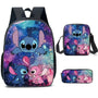 Sac à dos maternelle Stitch avec sacoche et trousse dans un fond galaxie coloré