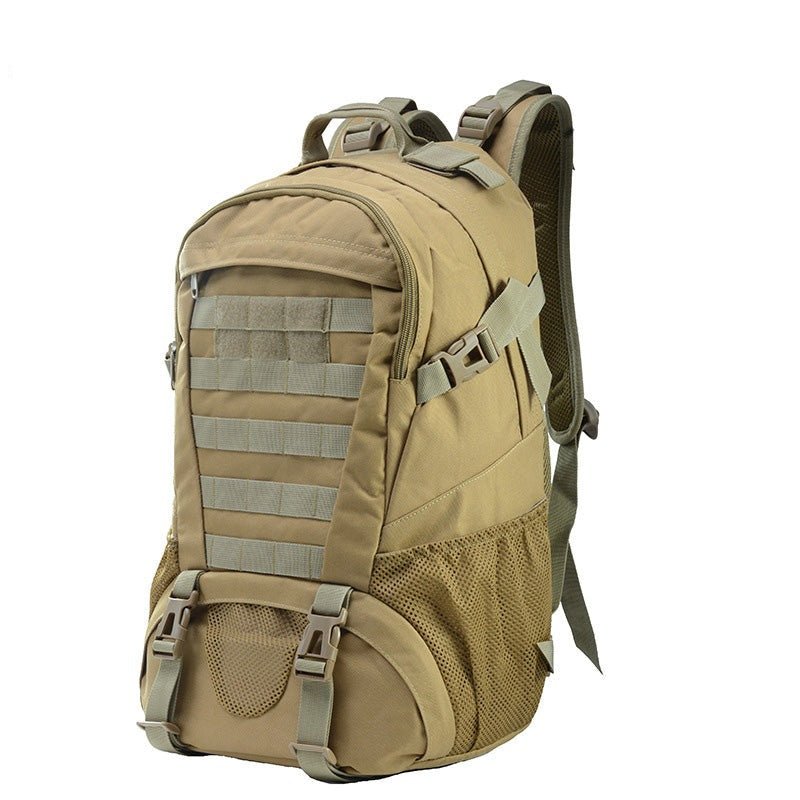 Sac à dos militaire de randonnée tan avec webbing MOLLE et poches latérales en mesh