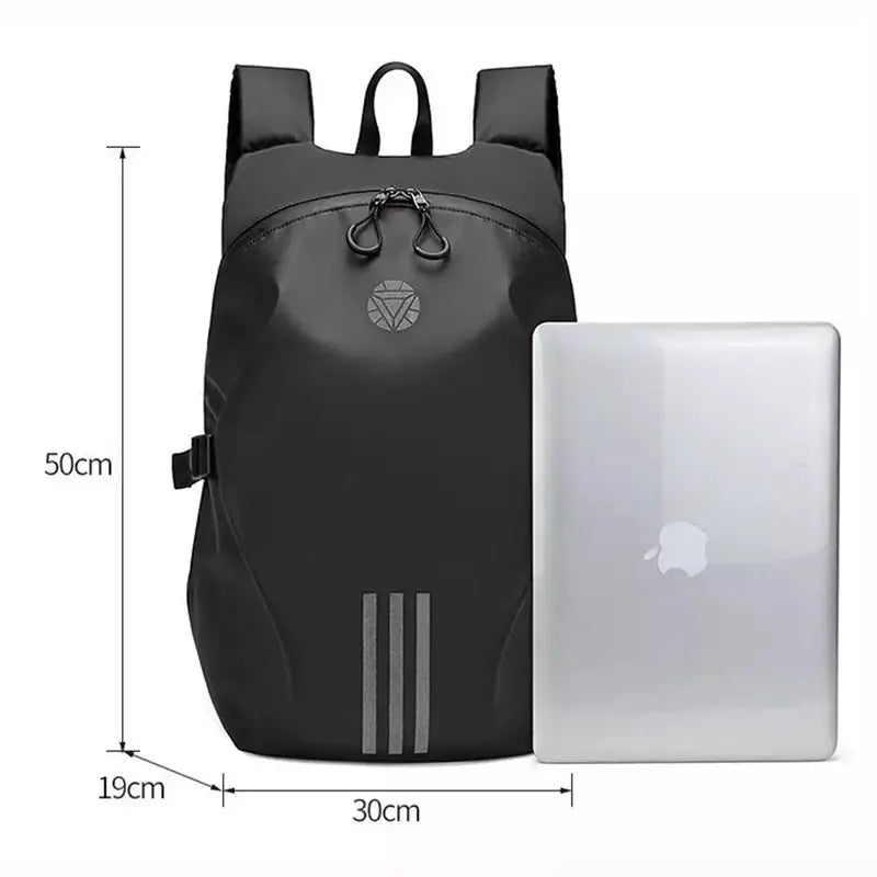 Sac à dos moto noir pliable avec bandes réfléchissantes et ordinateur portable pour comparaison