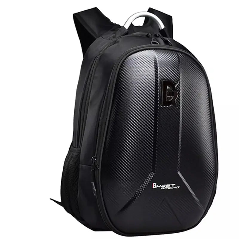 Sac à dos moto rigide noir avec motif en fibre de carbone pour protection et style