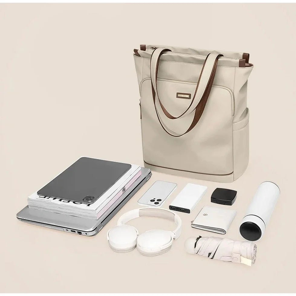 Sac à dos multifonction femme beige avec bretelles marron et nombreuses poches