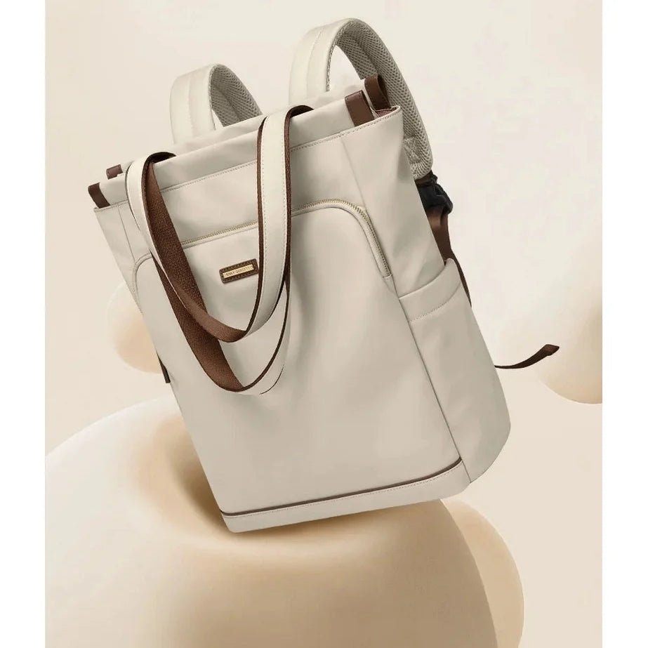 Sac à dos multifonction femme léger avec convertible en sac à main et bretelles brunes
