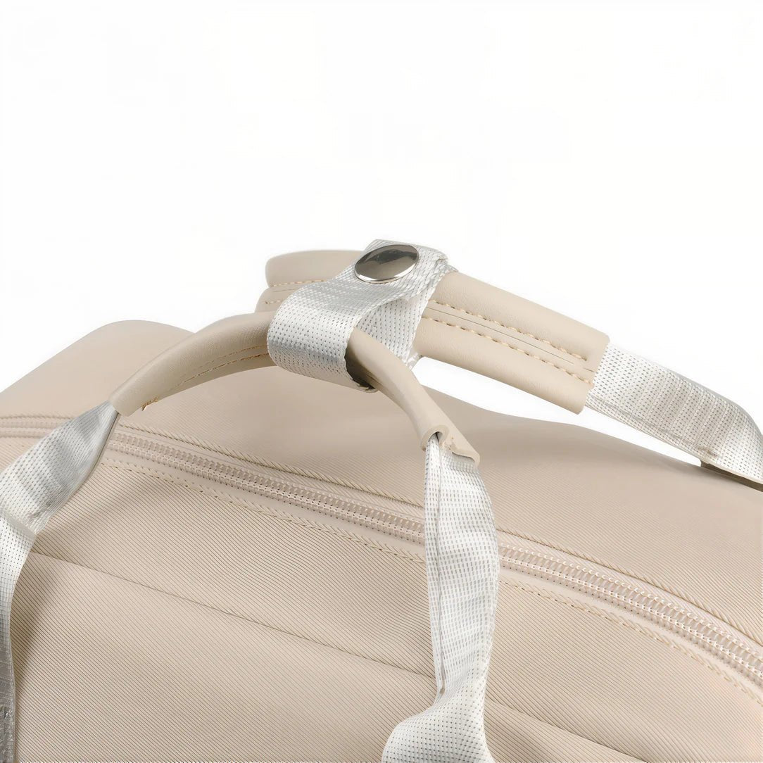 Sac à dos ordinateur 16 pouces femme Sélène beige avec poignées en tissu et fermeture snap