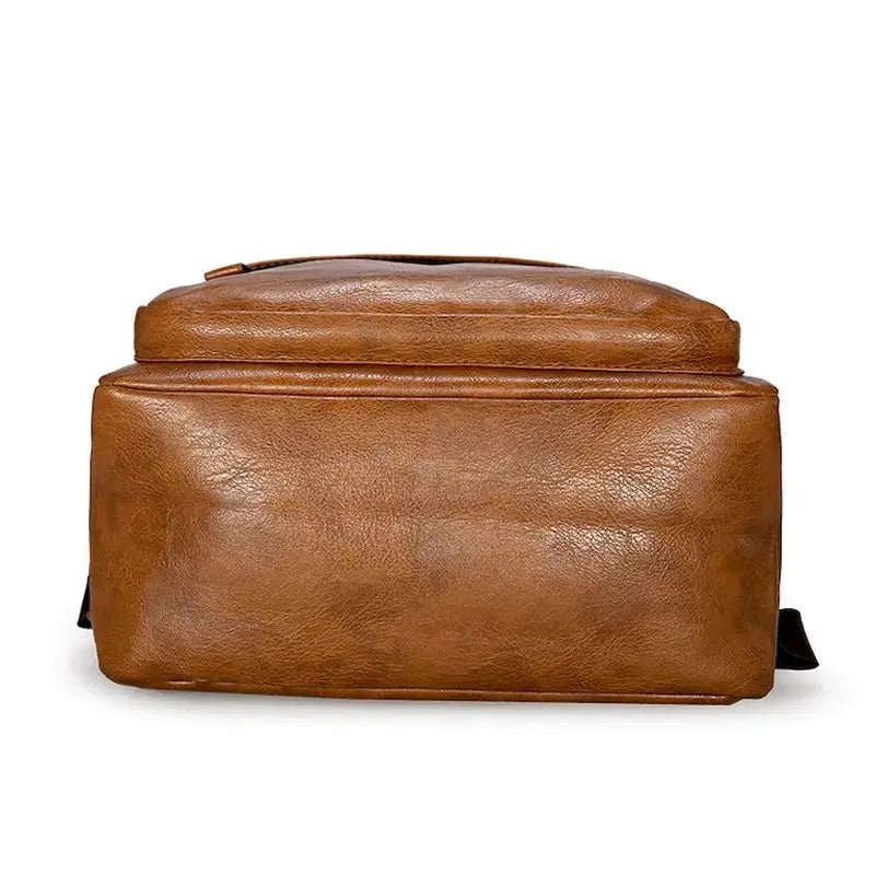 Sac à dos ordinateur homme en cuir vue de dessous en cuir marron élégante