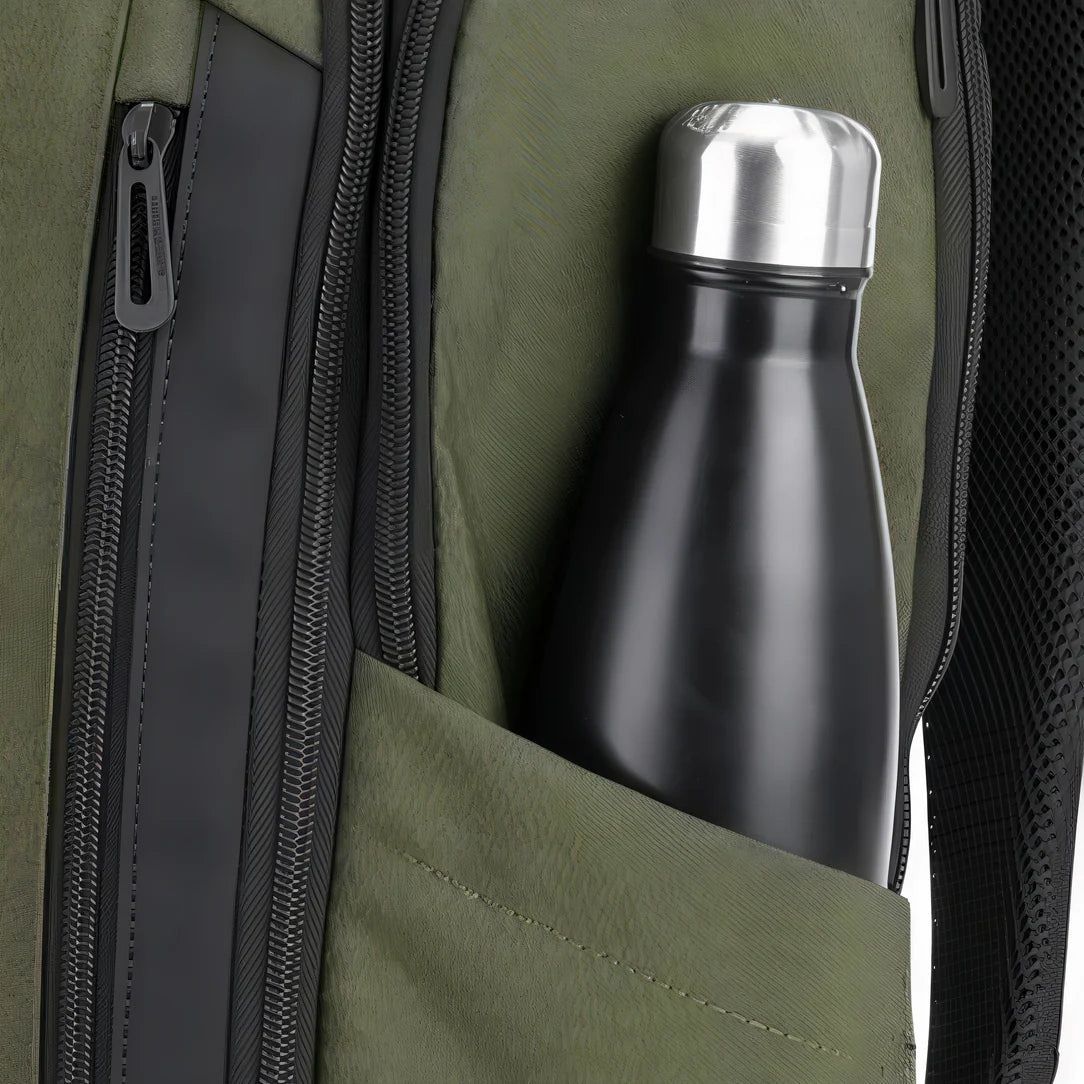 Sac à dos PC portable ouverture 180° olive vert avec bouteille noire sur le côté