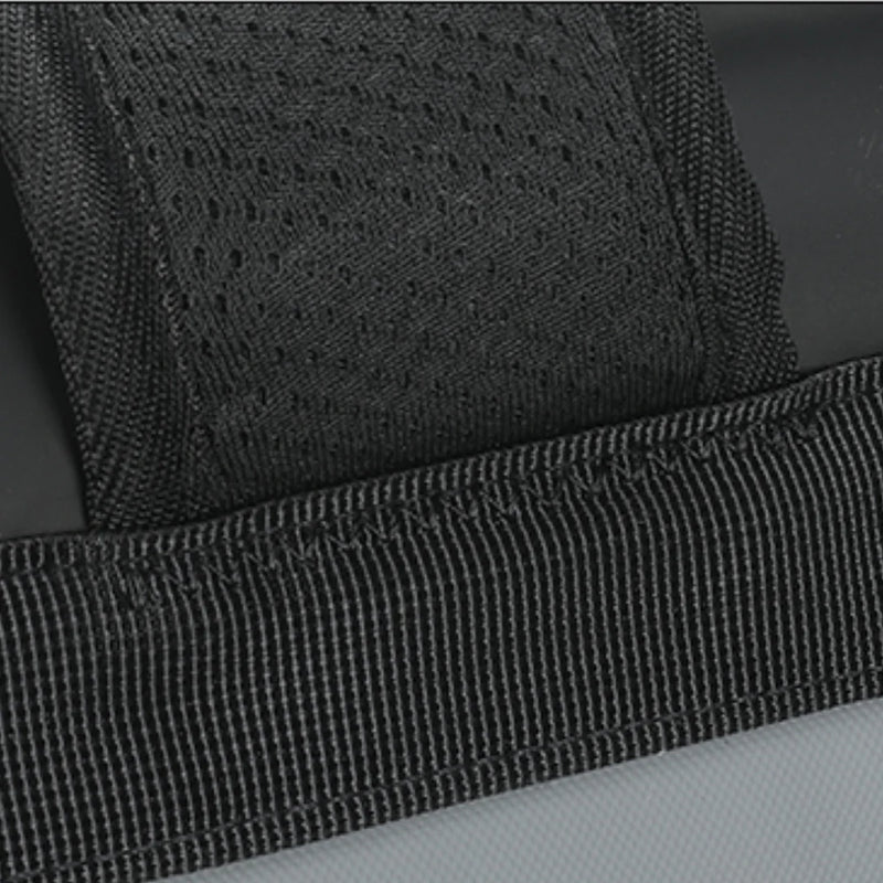 Tissu en maille noire avec une sangle à côtes pour Sac à dos à rabat 16 pouces Tiger Lyra