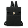 Sac à dos rectangulaire en faux cuir noir avec boucle dorée et coutures blanches