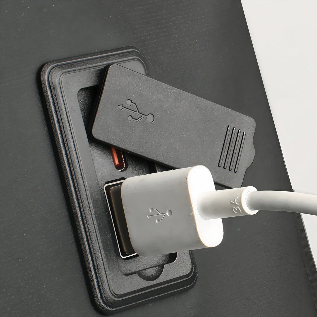 Chargeur USB avec couvercle de protection sur Sac à dos Roll Top Noir PC 15,6 pouces
