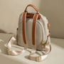 Sac à dos Sable d’aube en beige avec accents marron et ferrures dorées