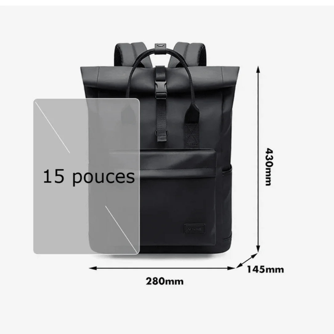 Sac à dos urbain imperméable Nostra noir avec rabat à boucle et plusieurs compartiments