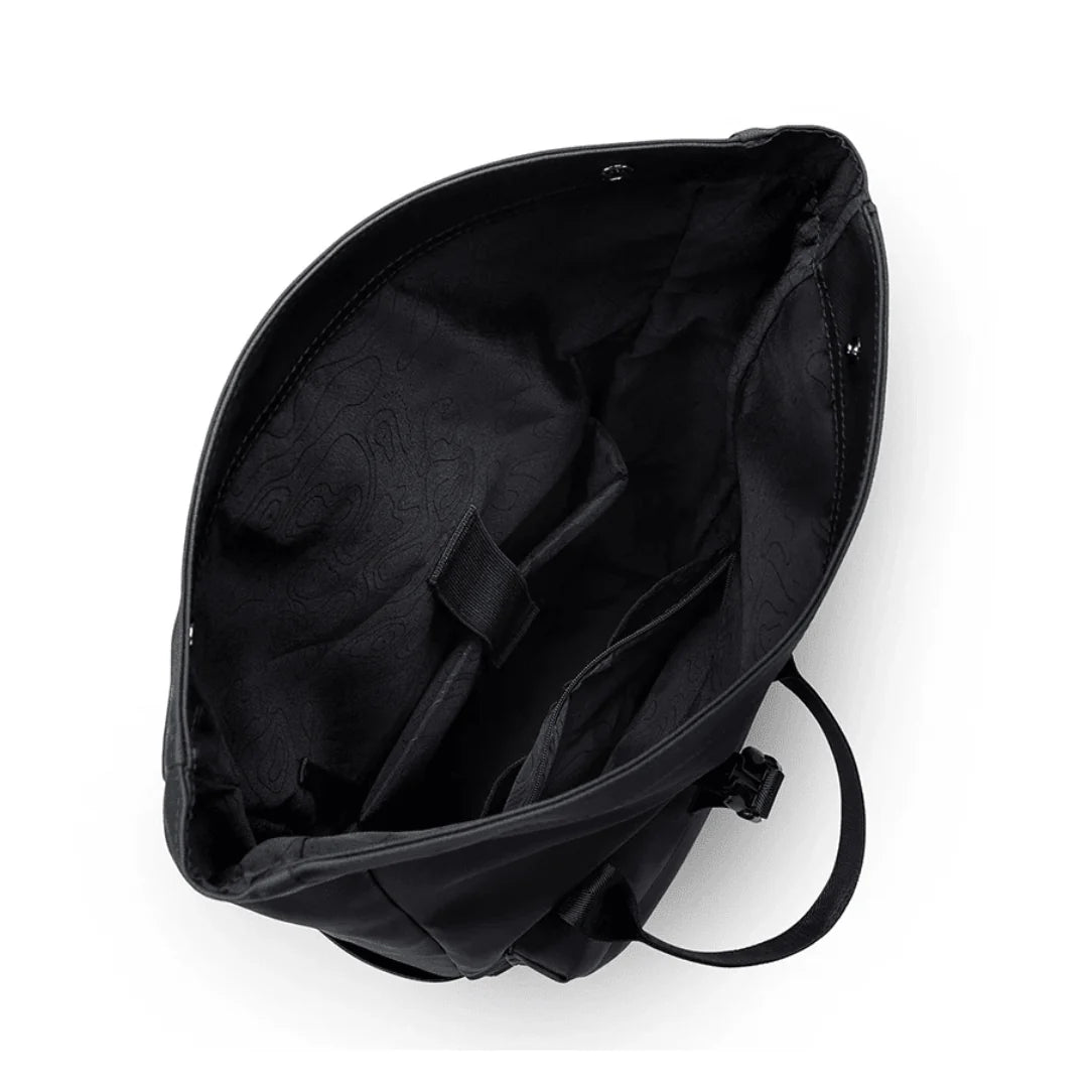 Sac à dos urbain imperméable Nostra avec sacoche noire ouverte et poches intérieures