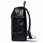 Sac à dos urbain pour femme en cuir noir avec port de chargement USB et bretelles ajustables